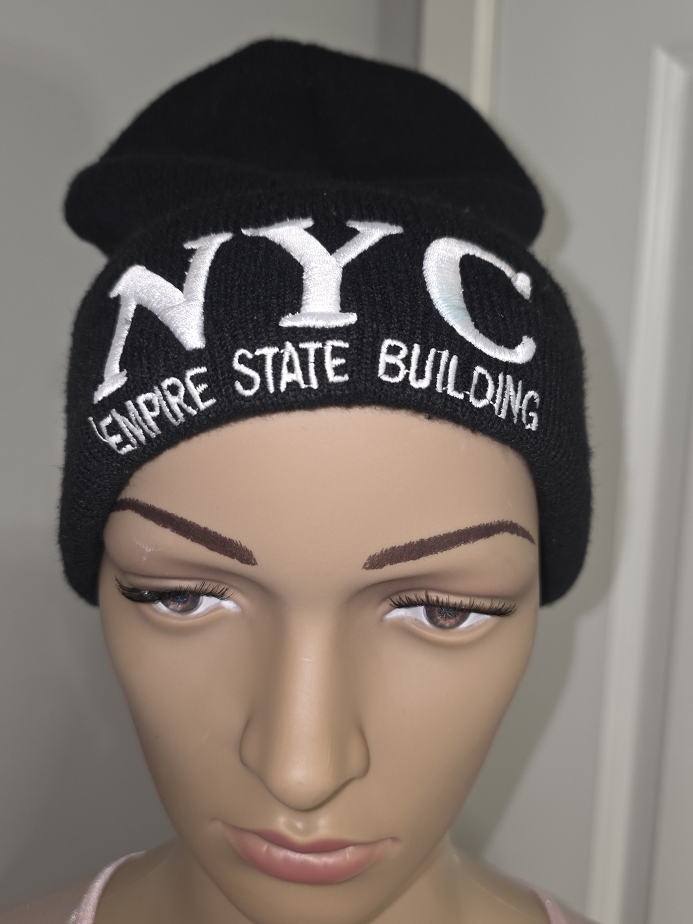 NYC Empire State Building Black Knit Beanie Hat 100% Acrylic